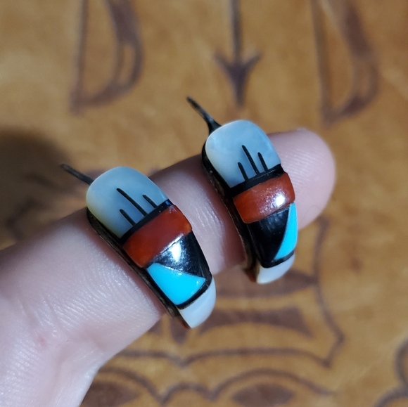 Vintage Zuni Earrings - Picture 1 of 5